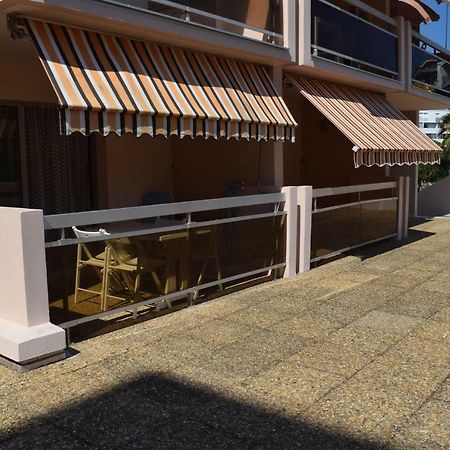 " Au Morgan De Vous " Lägenhet Le Lavandou Exteriör bild